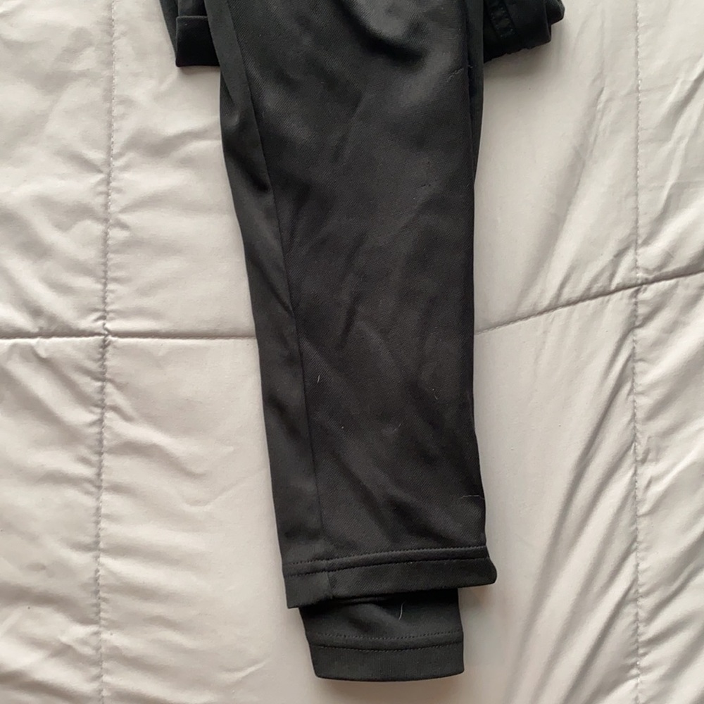 adidas - Picture 4 of 4